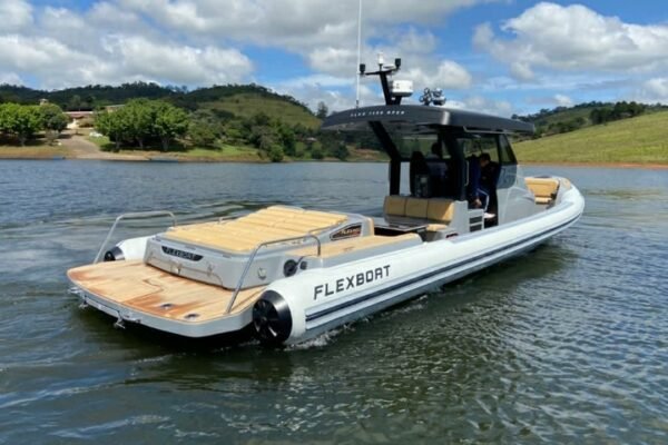 cresce procura por barcos inflaveis para lazer no brasil