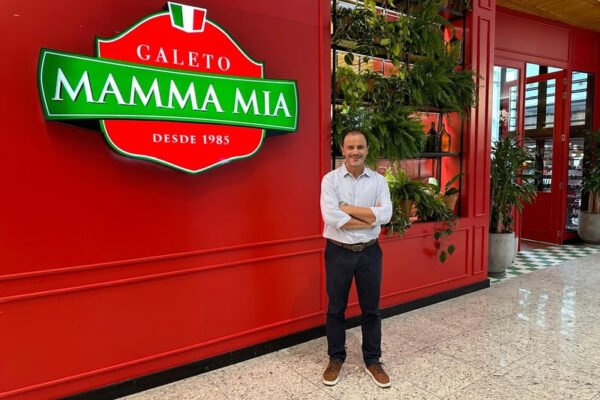 Julinho Cavichioni - fundador da rede Galeto Mamma Mia (foto: Divulgação)