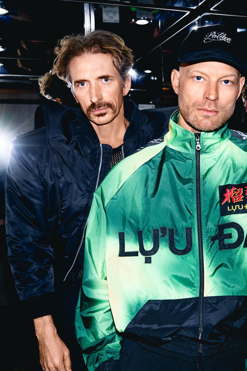 1. WhoMadeWho Acervo Surreal por Polina Vinogradova