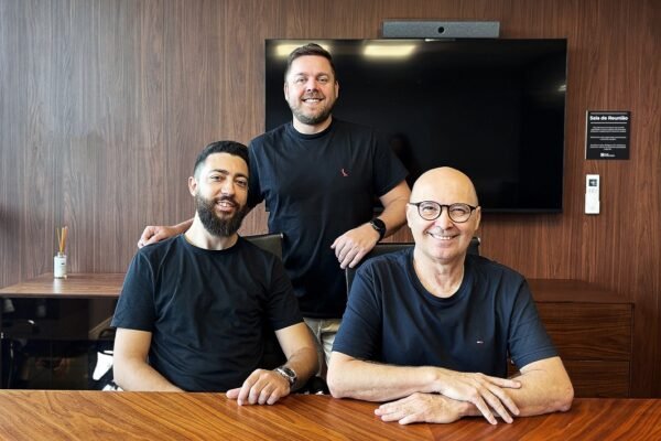 Giordani de Oliveira CTO Renato Cisz COO e Adonai ZanoniCEO da Valuez foto Divulgacao