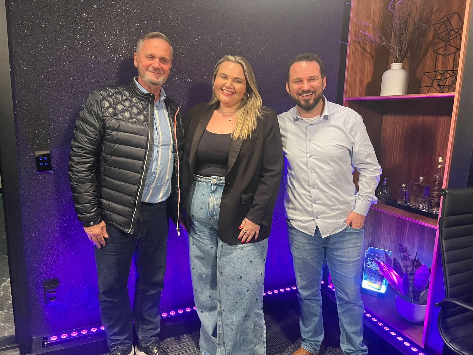 Carlos Roberto Fischer Jordana Tholl Fischer e Claudemir Marcolla no Podcast PFA Foto Divulgacao