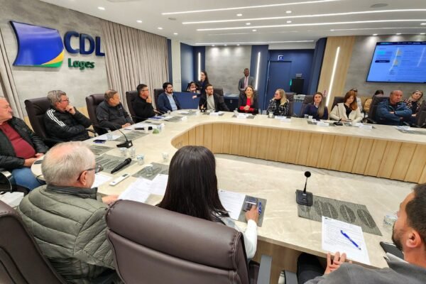 Reuniao CDL Lages 23SET25 2 3