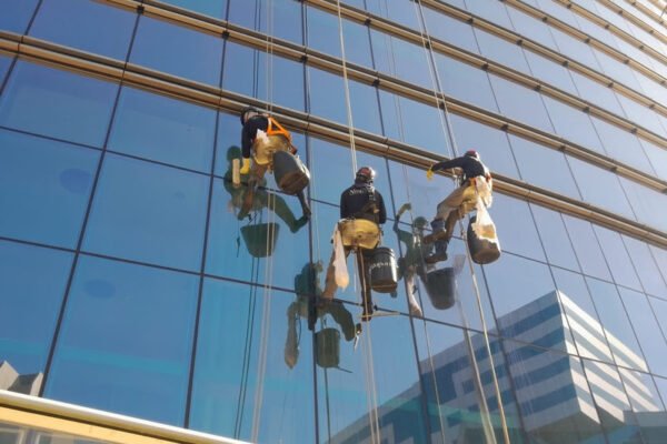 SAIE VETRO 2025 comeca na proxima quarta feira dia 10 trazendo solucoes em esquadrias e vidros para o segmento da construcao civil Foto Aluparts