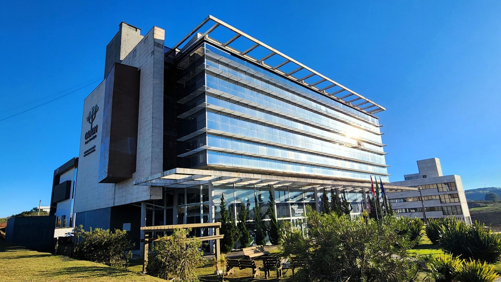 orion horizontal scaled