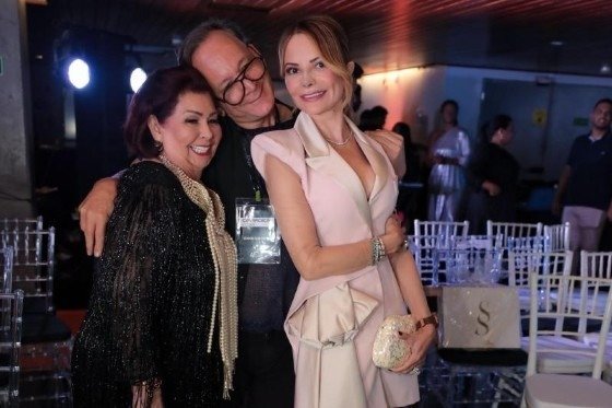 6a8e9042 93d4 418f 901e 825a5d7c8a21