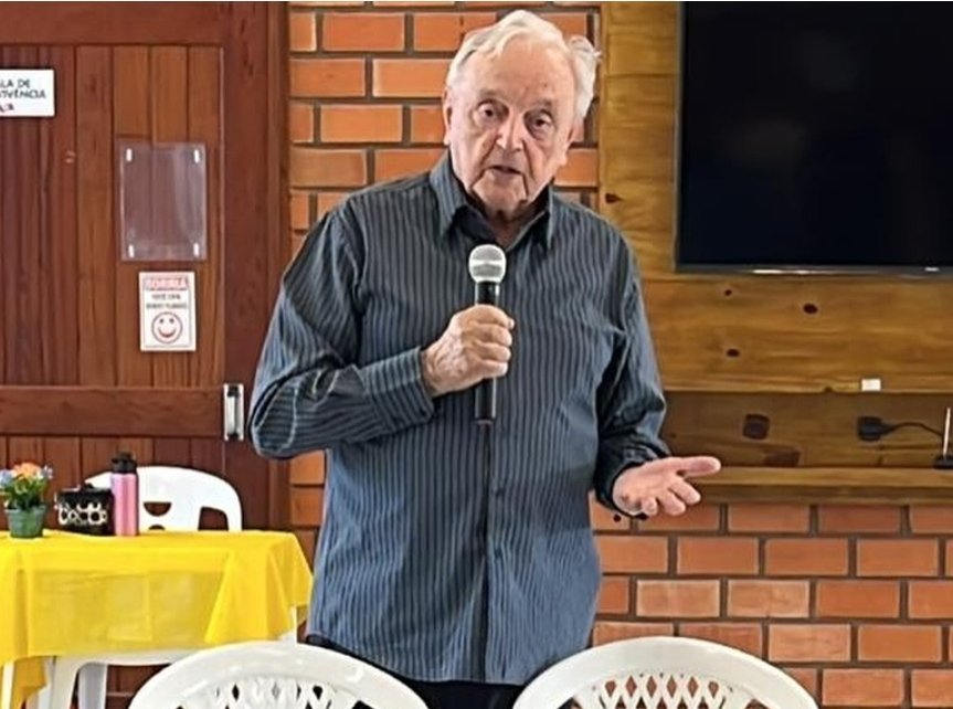 Depois de pendurar o cracha se destacou tambem como lider social em diversas entidades da cidade Foto divulgacao