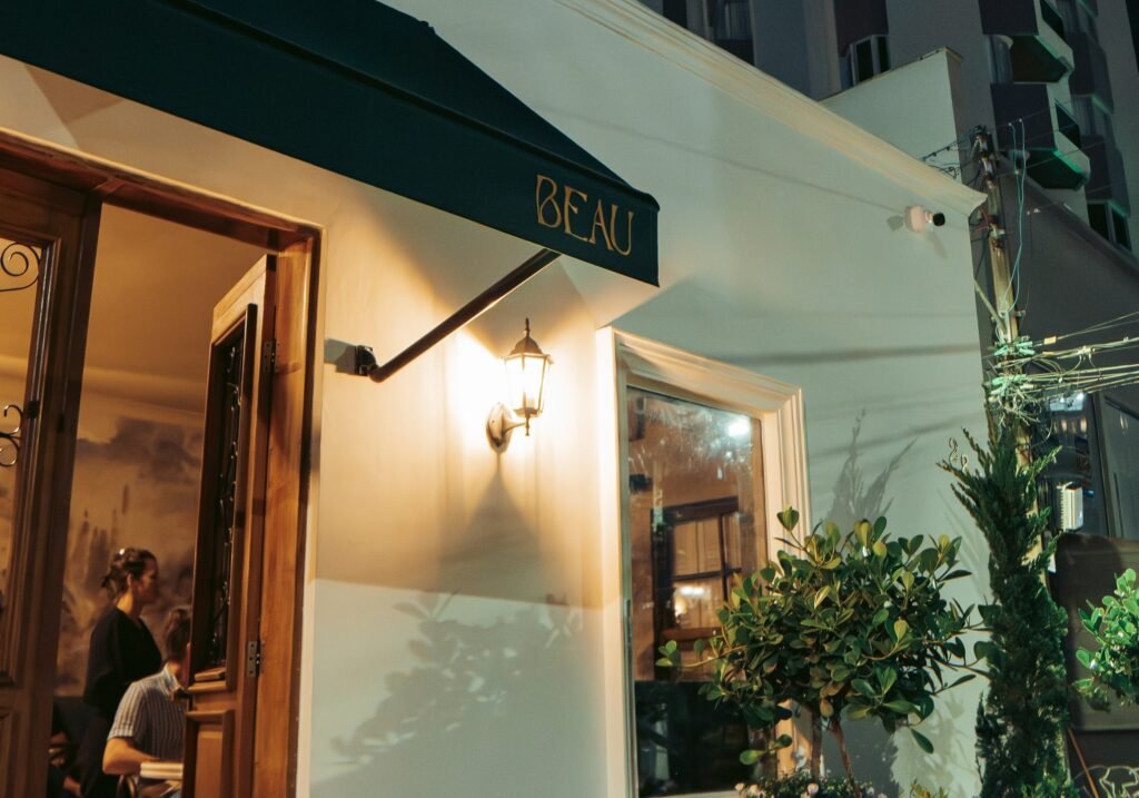 Beau Social Club abre as portas em Florianópolis 3 fachada Beau Social Club. foto agencia blend