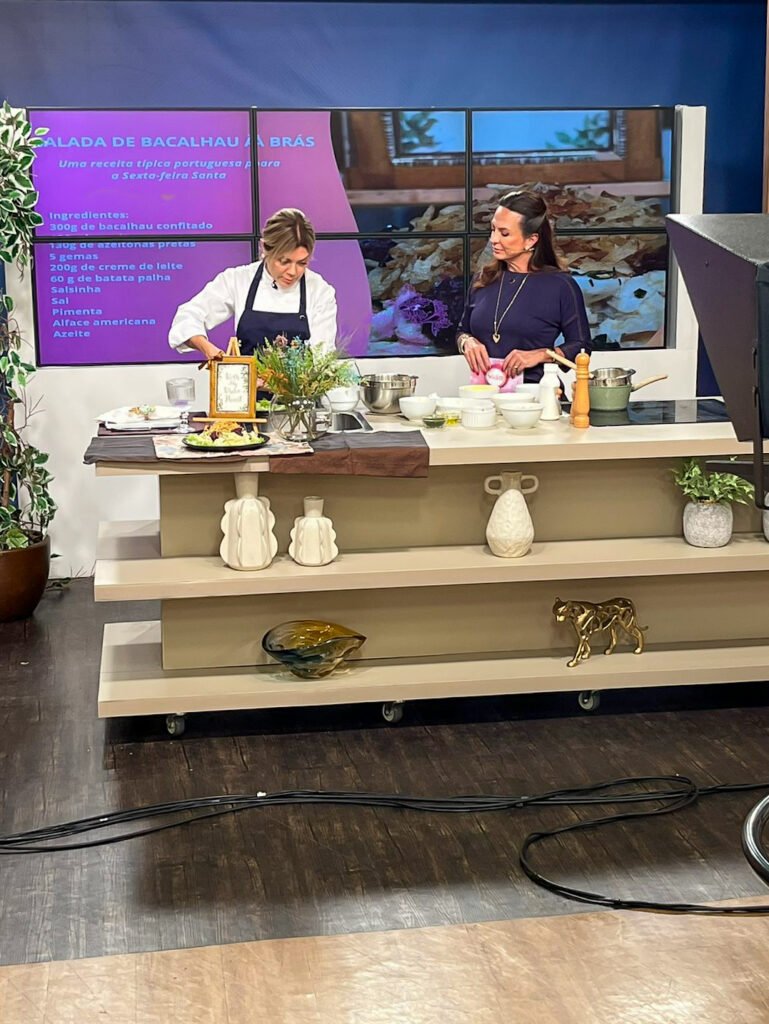 Hérika Skaff: A liderança humanizada que estanca o desperdício invisível 3 A Chef Executiva e Consultora Gastronômica Hérika Skaff e Cláudia Tenório no programa Vida Melhor na Rede Vida