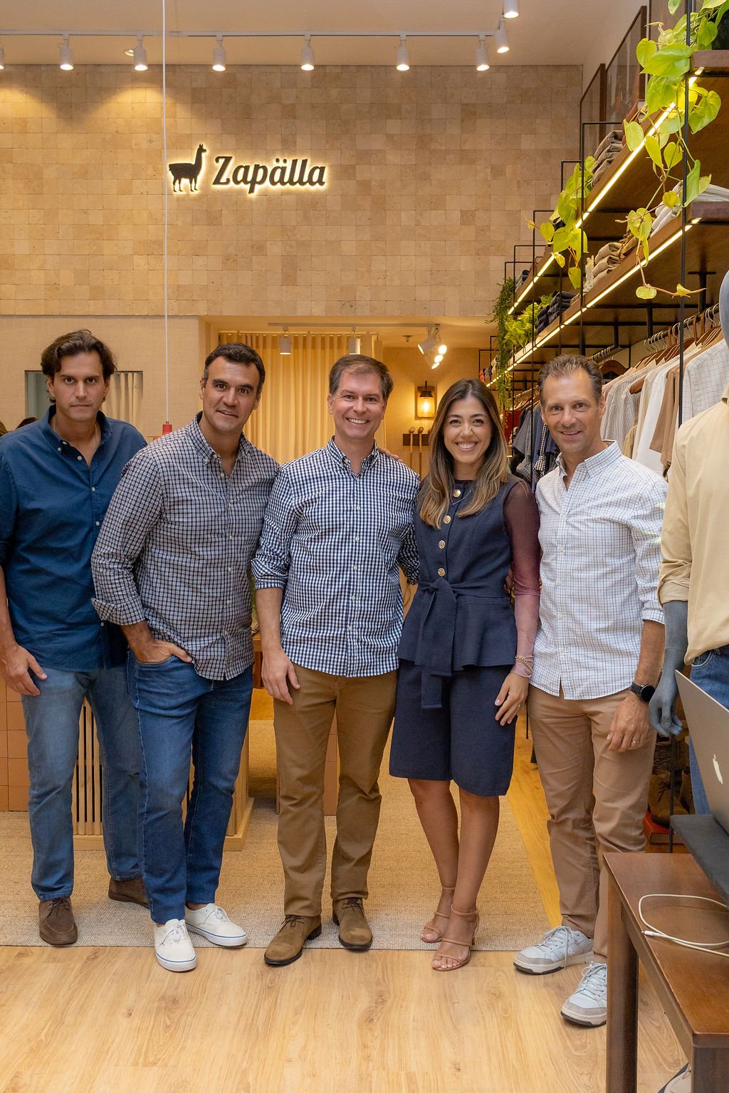 Os sócios da Zapälla, João Gaspar Martins Bastos, José Eduardo e Roberto Souza Aranha com os franqueados em BC