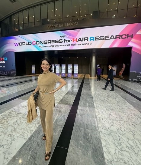 A dermatologista Debora Cadore de Florianopolis no World Congress for Hair Research principal congresso cientifico do mundo sobre saude capilar na Coreia do Sul