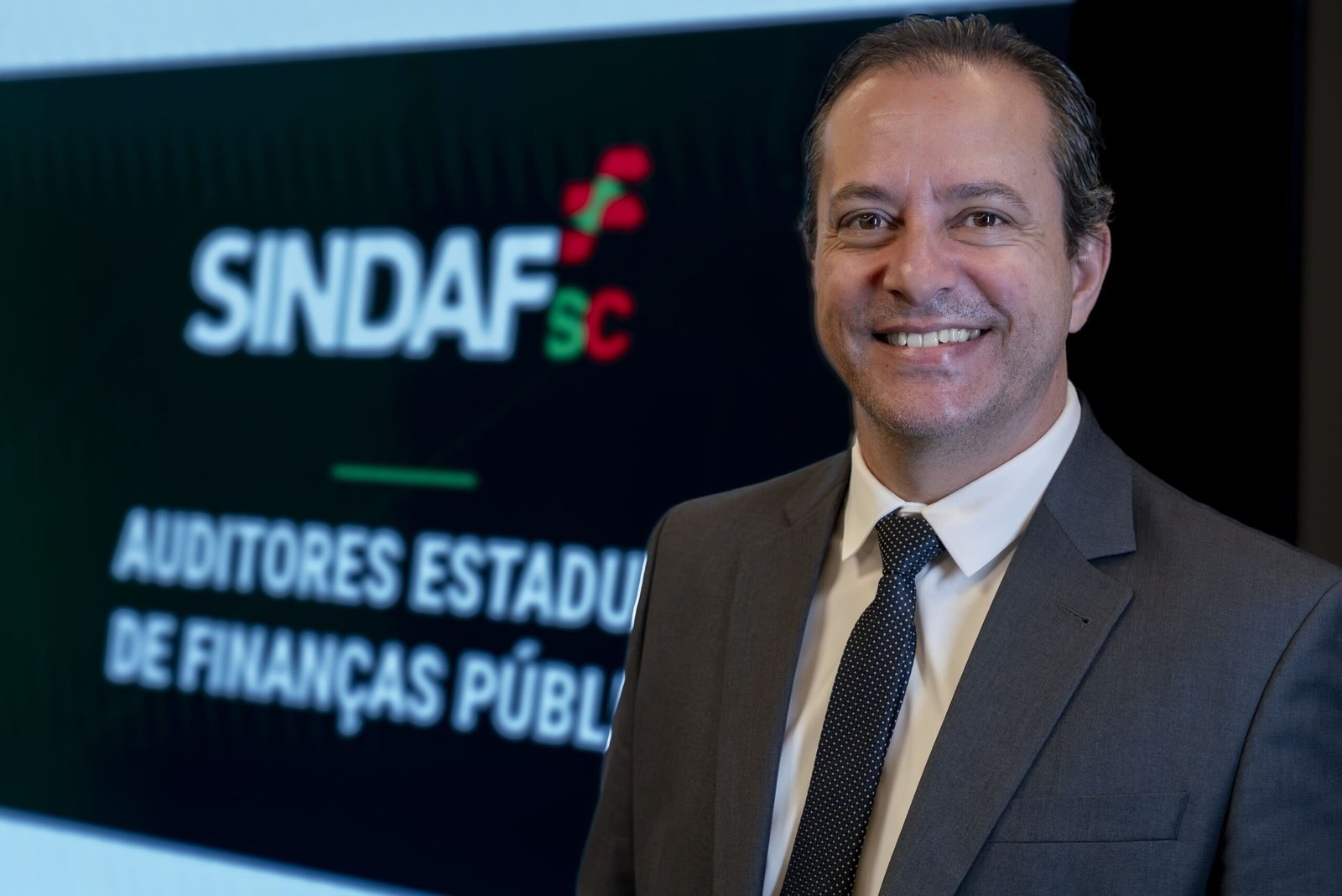 Sandro Medeiros Alves Presidente do Sindaf SC scaled