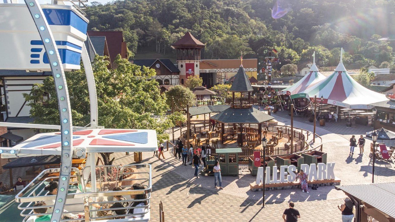 Alles Park transforma calor em diversão e aventura