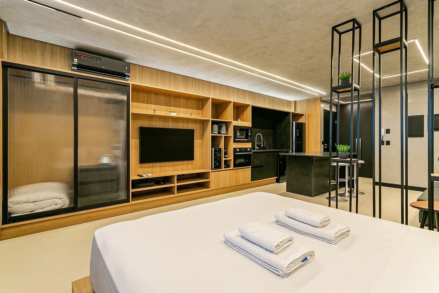 Hotel ou imóvel de temporada? Entenda por que o short stay vem conquistando viajantes no Brasil