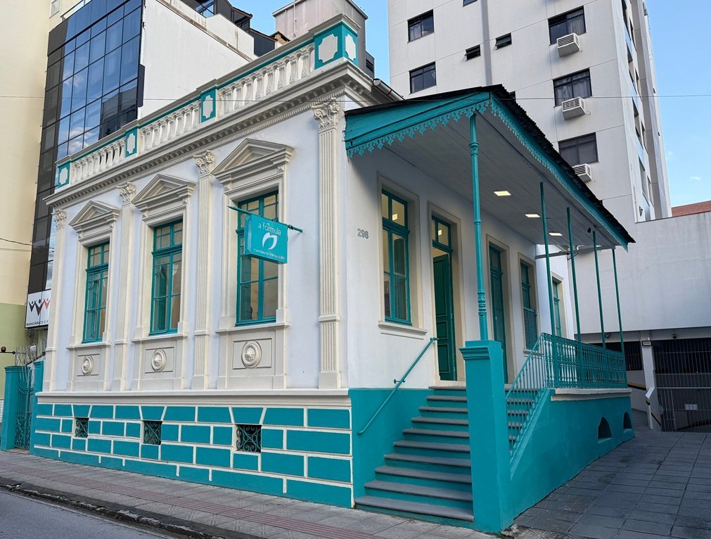 A Fórmula, com mais de 100 lojas no Brasil, inaugura unidade em imóvel tombado no Centro de Florianópolis