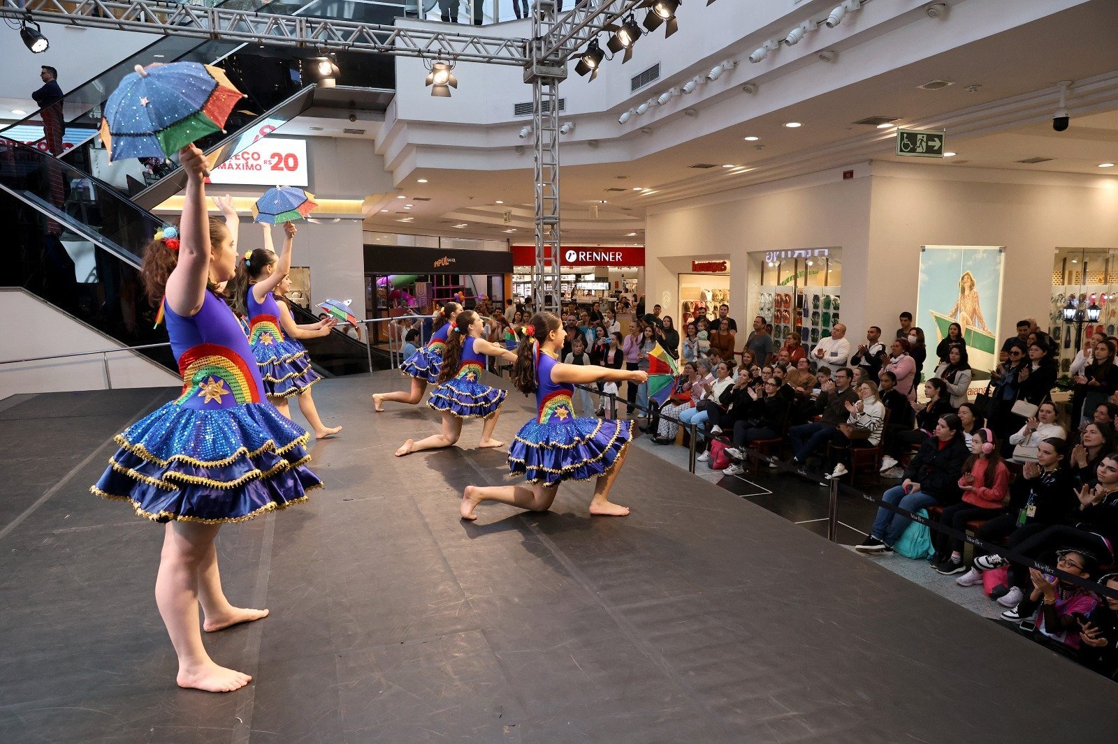 Shopping Mueller apresenta o The Dance Space durante o 43º Festival de Dança de Joinville