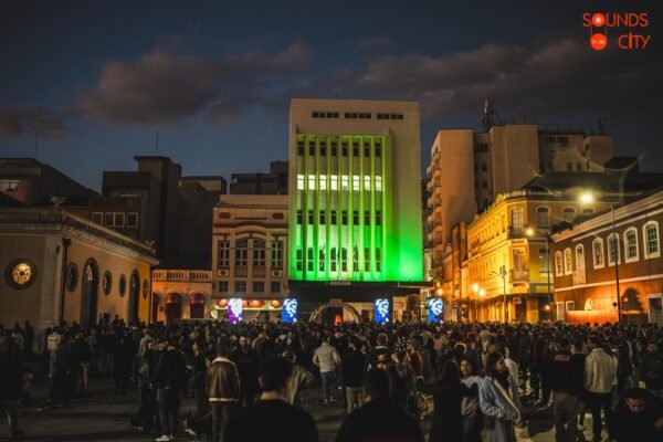 Edição gratuita ocorre no Dia da Mulher com 3 DJs mulheres no line up