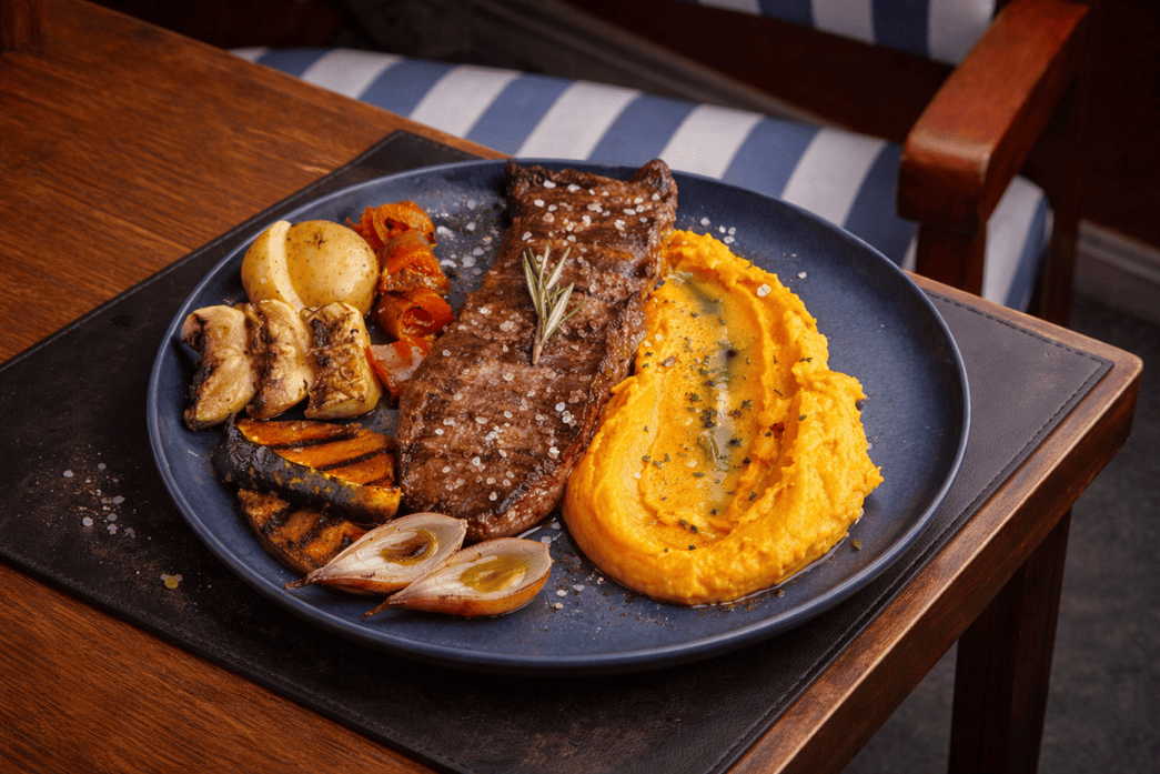 Em sintonia com a busca por leveza e bem-estar, casa de culinária uruguaia de Florianópolis aposta em cortes magros e acompanhamentos saudáveis sem abrir mão do sabor