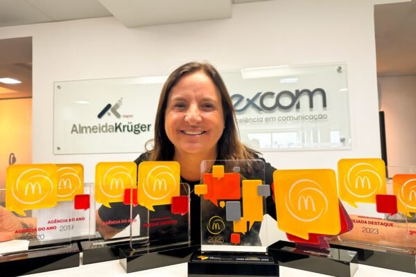 Ação contou com o trabalho voluntário do jornalista e influenciador Alex Ferrer