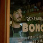 Chef Paulistano Rafael Sinko, a frente do Bonomi Restaurante, único representante de SC na categoria Melhor Restaurante da Região Sul no Prêmio Prazeres da Mesa 2026 - Foto Allan Barbosa