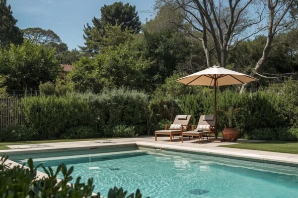 Tecnologia, sustentabilidade e conforto guiam as inovações que transformam a piscina em um ecossistema inteligente e sensorial