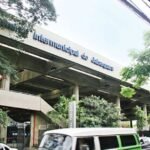 Fachada do Terminal Rodoviário do Jabaquara em São Paulo, com acesso ao Metrô Linha 1-Azul.