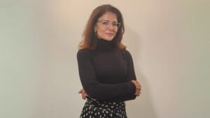 Analice Nicolau, jornalista e estrategista de comunicação online