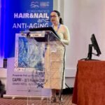 Dra Debora Cadore medica de Florianopolis palestrando em importante evento para dermatologistas em Capri na Italia
