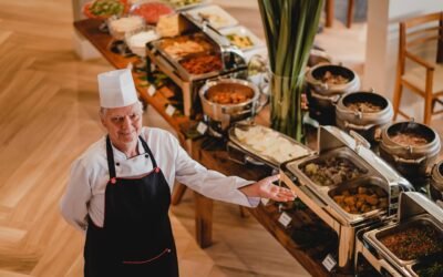 Com mais de 60 anos de história, Lindacap segue como referência na gastronomia de Florianópolis Chef Ivo Schreiber com a feijoada tradicao aos sabados de inverno na Lindacap Foto Divulgacao