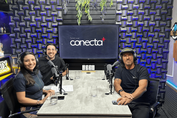 Marina Souza CEO e fundadora do Movimento Conecta Bruno Ramos e Fabio Perin especialista em comunicacao e desenvolvimento humano min