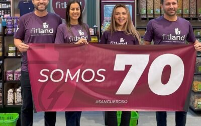 Os empresarios Rafael Fumagali Camila Guill Aline Pacheco e Daniel Luz comemoram a expansao da rede Fitland Foto