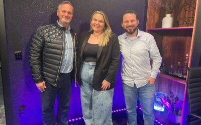 Carlos Roberto Fischer Jordana Tholl Fischer e Claudemir Marcolla no Podcast PFA Foto Divulgacao