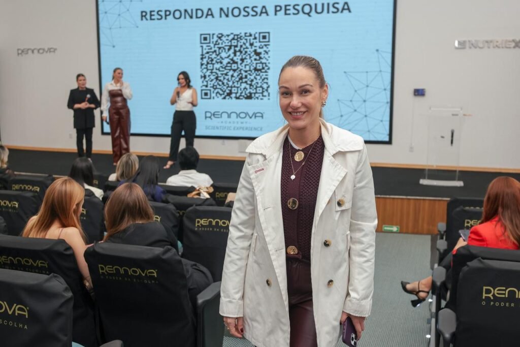 Luisa Caser viajou para Goiania a convite da renomada marca de injetaveis Rennova