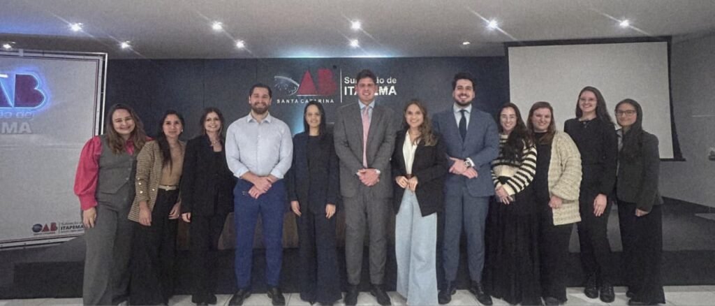 Jurista Bruna Sobczack participa de Mentoria em Direito Imobiliário com o Dr. Wilson Rinhel Macedo na OAB Itapema 2 Imagem do WhatsApp de 2025 10 09 as 11.33.47 6ddbda91