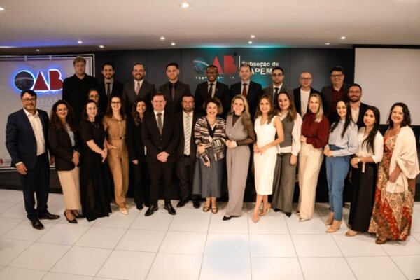 Jurista Bruna Sobczack participa de Mentoria em Direito Imobiliário com o Dr. Wilson Rinhel Macedo na OAB Itapema Imagem do WhatsApp de 2025 10 09 as 11.34.45 5446bc99