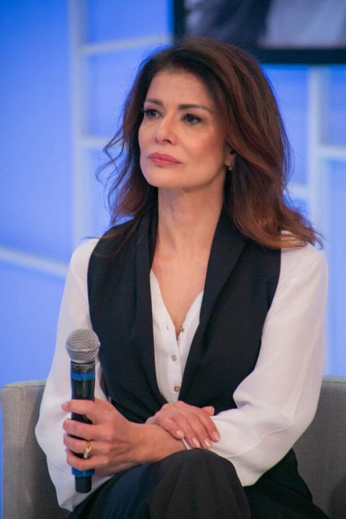 Na TV: Catarinense Analice Nicolau fala sobre o climatério e lança e-book “Transição” 2 WhatsApp Image 2025 10 10 at 15.58.57