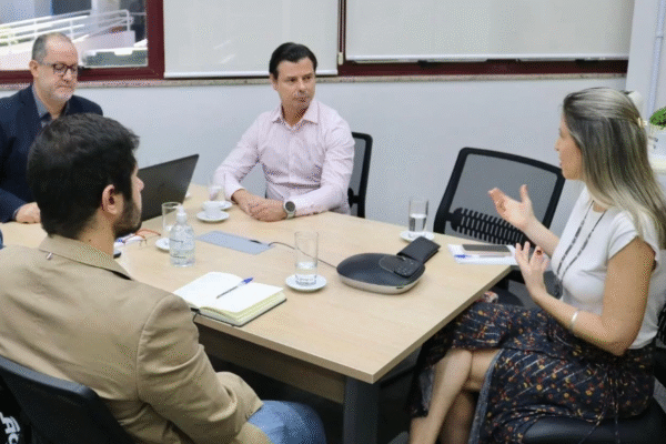 Atuacao dos Auditores de Financas garante avanco tecnico e eficiencia do Estado com a extincao da Santur